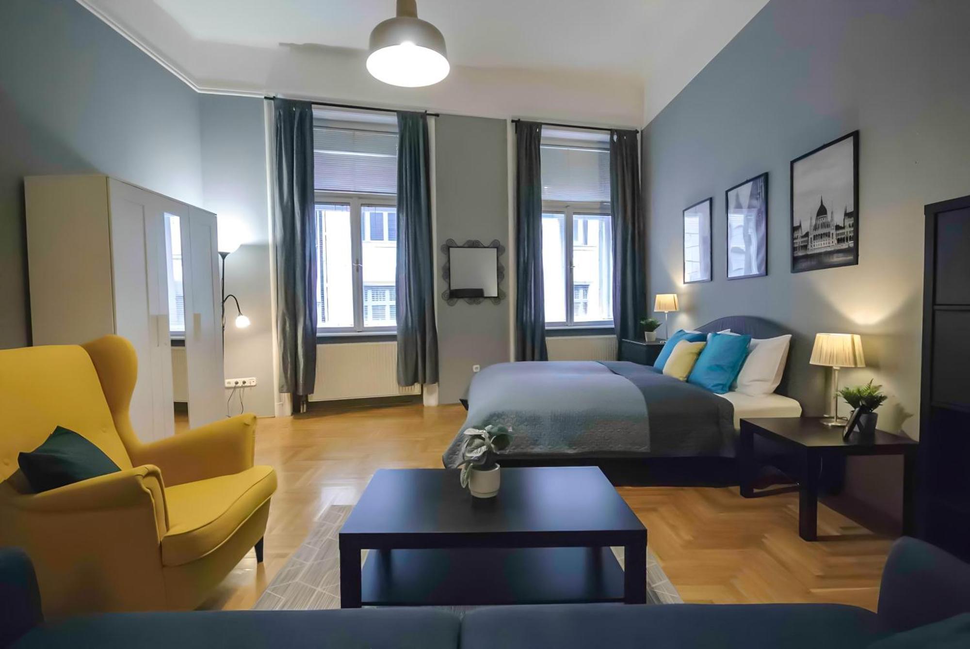 R171 Elitehost Raday Apartman